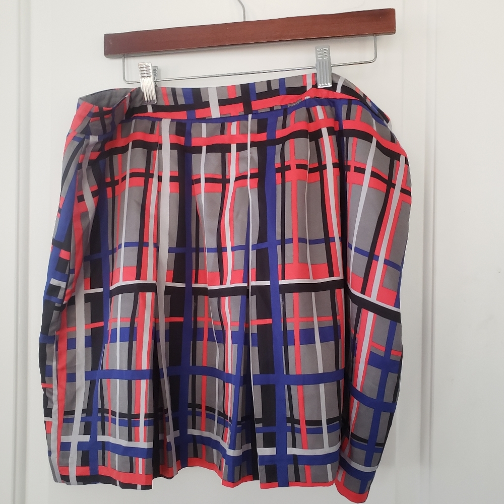 Banana Republic Blue, red, gray plaid skirt sz 14